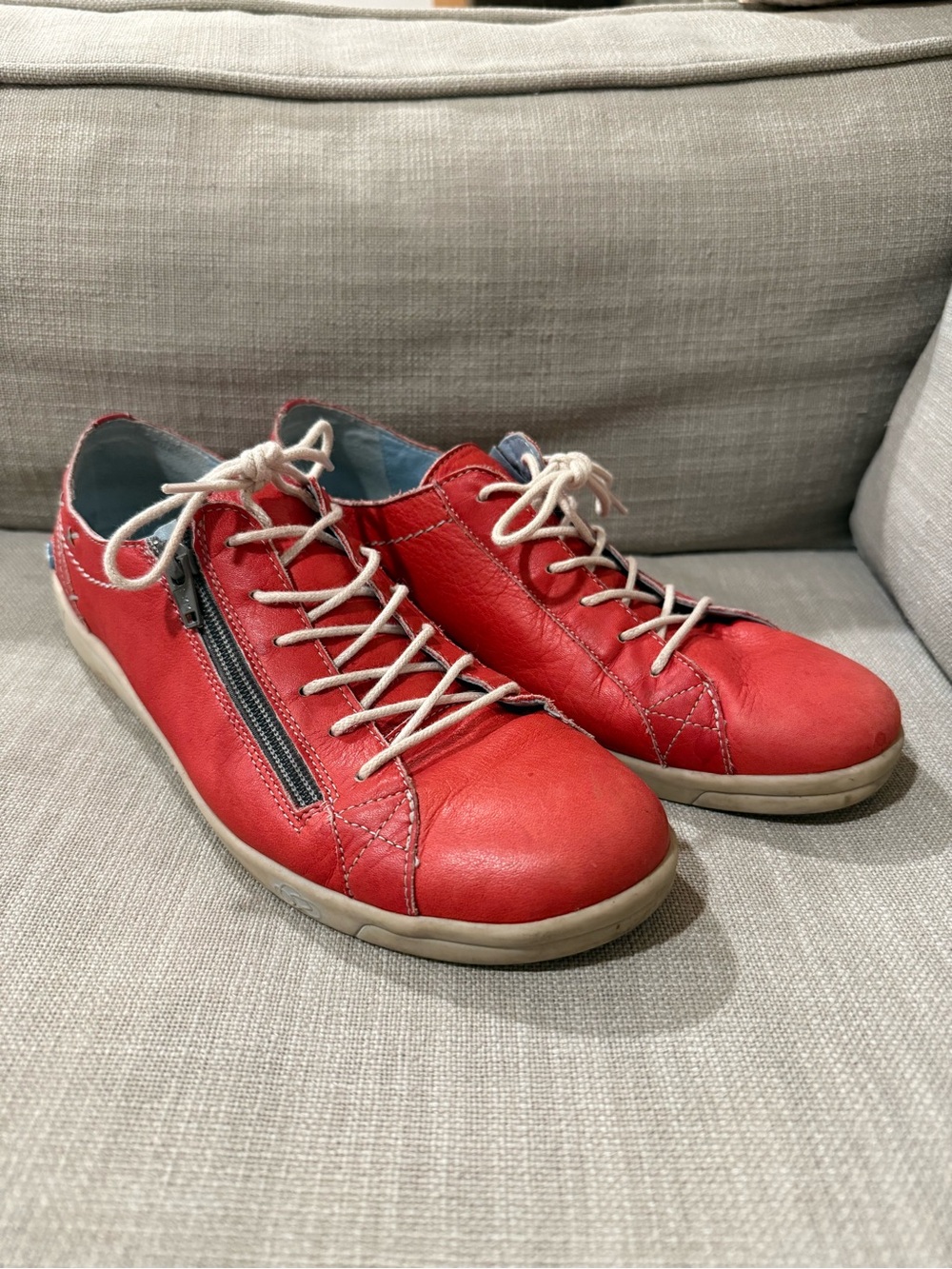 Cloud Aika Red Leather Lace-Up shoes Sneakers